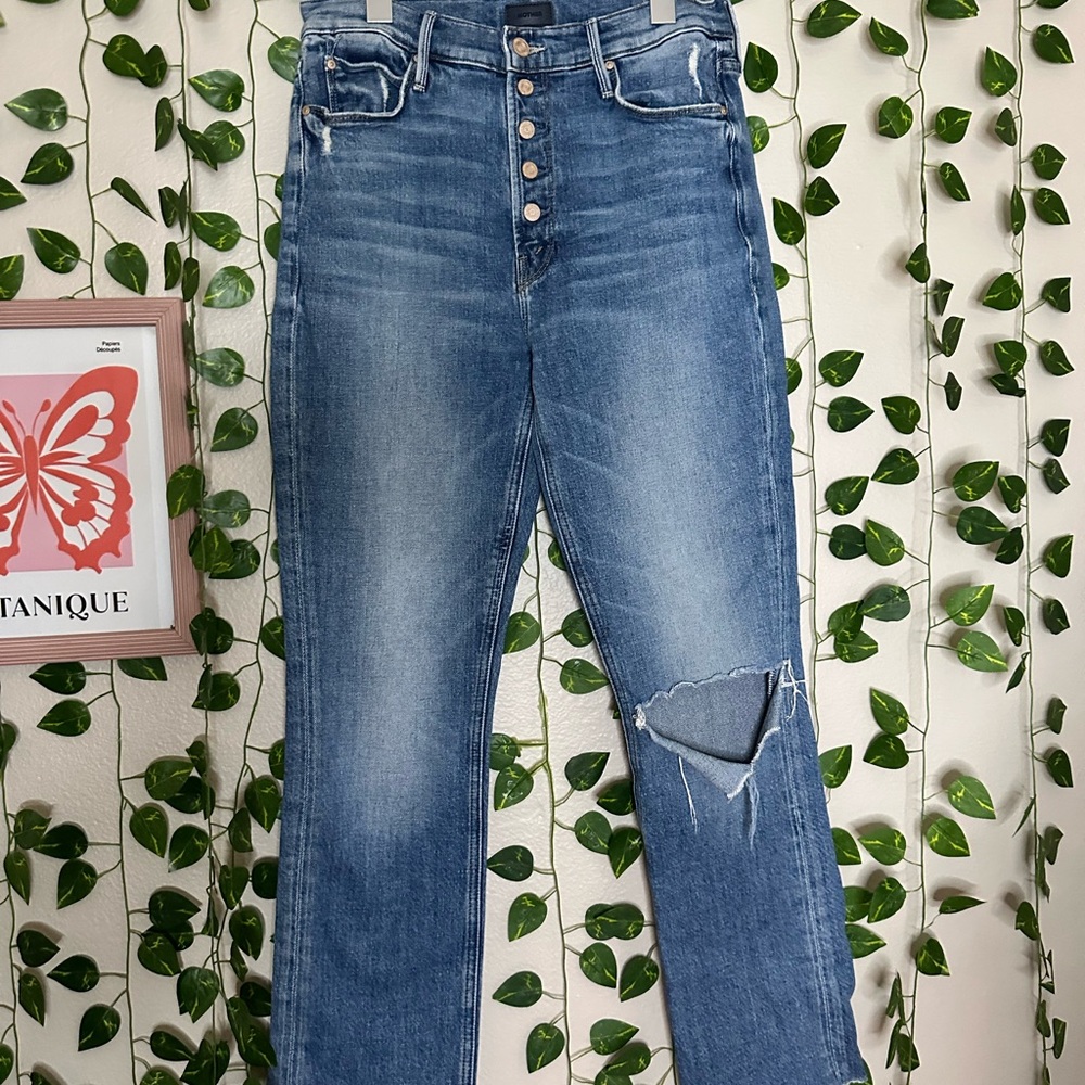 Women’s mother jeans size 28 high waisted